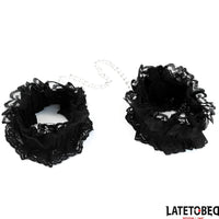 Белезници от дантела LateToBed