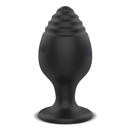 Butt Plug Steps M с вендуза на LateToBed – черен силиконов тапа, изглед отпред: ребрест връх, заоблено тяло и широка основа