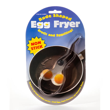 Форма за тиган сперматозоид в синя опаковка с надпис Egg Fryer и Non Stick, показана в тиган с две пържени яйца