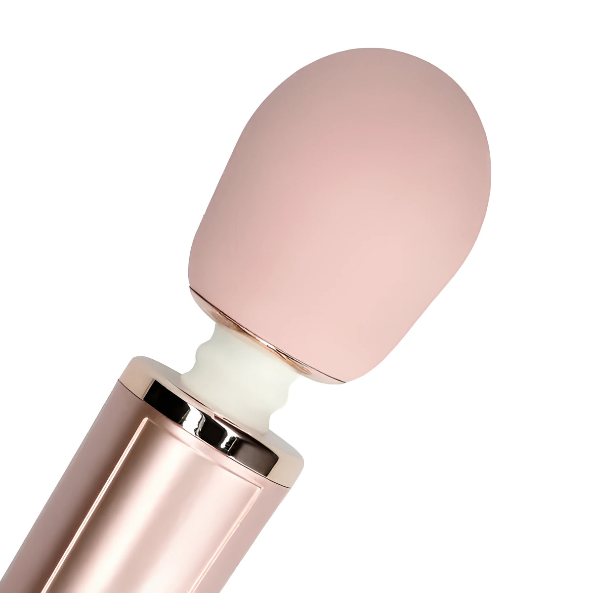 Close-up на розовата мека глава и гъвкавия бял врат на масажор Loveline Rose Pink с метална розово-златиста дръжка