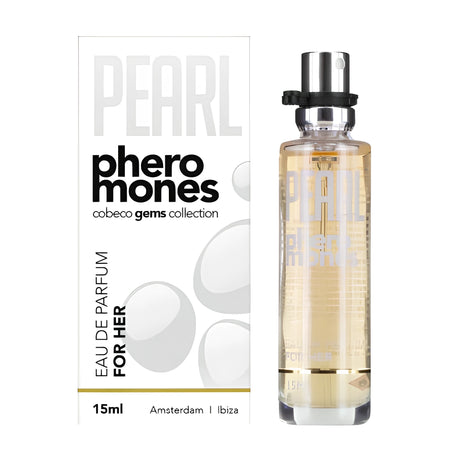 Парфюм с феромони за жени Pearl 15 мл: бяла кутия с надпис Pearl pheromones и до нея стъклено флаконче със светложълт парфюм