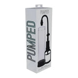 Бяла кутия на Пенис помпа Basic Pump 2 на Shots с надпис PUMPED, през прозрачната ѝ страна се виждат цилиндърът и черната дръжка