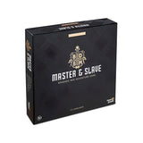 Черна кутия на играта Master & Slave на Tease & Please, с цветен знак BDSM, надпис Bondage and Adventure Game и 10 езика, от страничен ъгъл