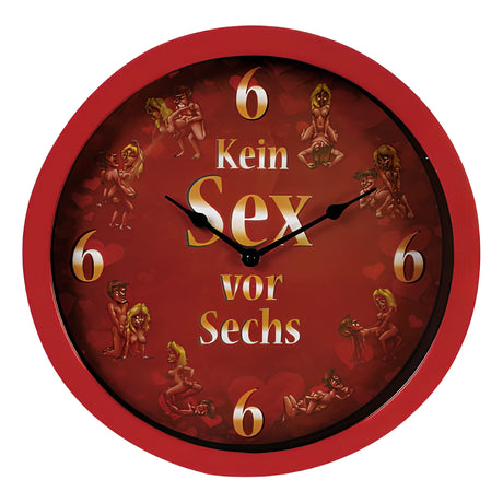 Червен стенен часовник Kama Sutra с надпис „Kein Sex vor Sechs“ и цифрата 6 на всички места, обиколени от илюстрирани двойки