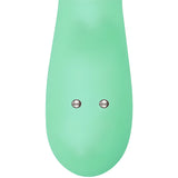 Вибратор Brightmint на IntoYou в мятно зелено – близък план на заоблената дръжка с два метални контакта за зареждане