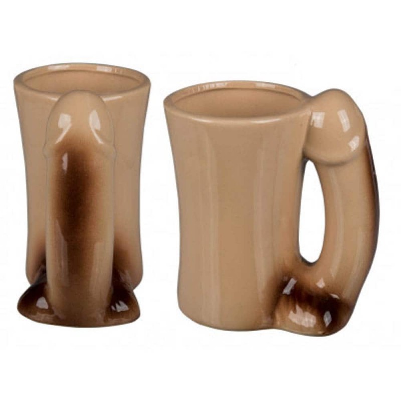 Чаша с дръжка във формата на пенис