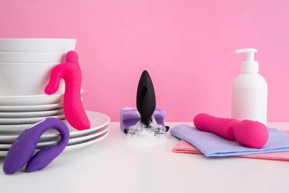 7 Важни съвета за почистване на секс играчки